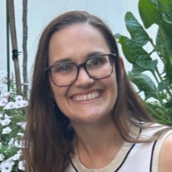  Clare Dengate-Thrush Lead Client Advisor, Legal Solutions